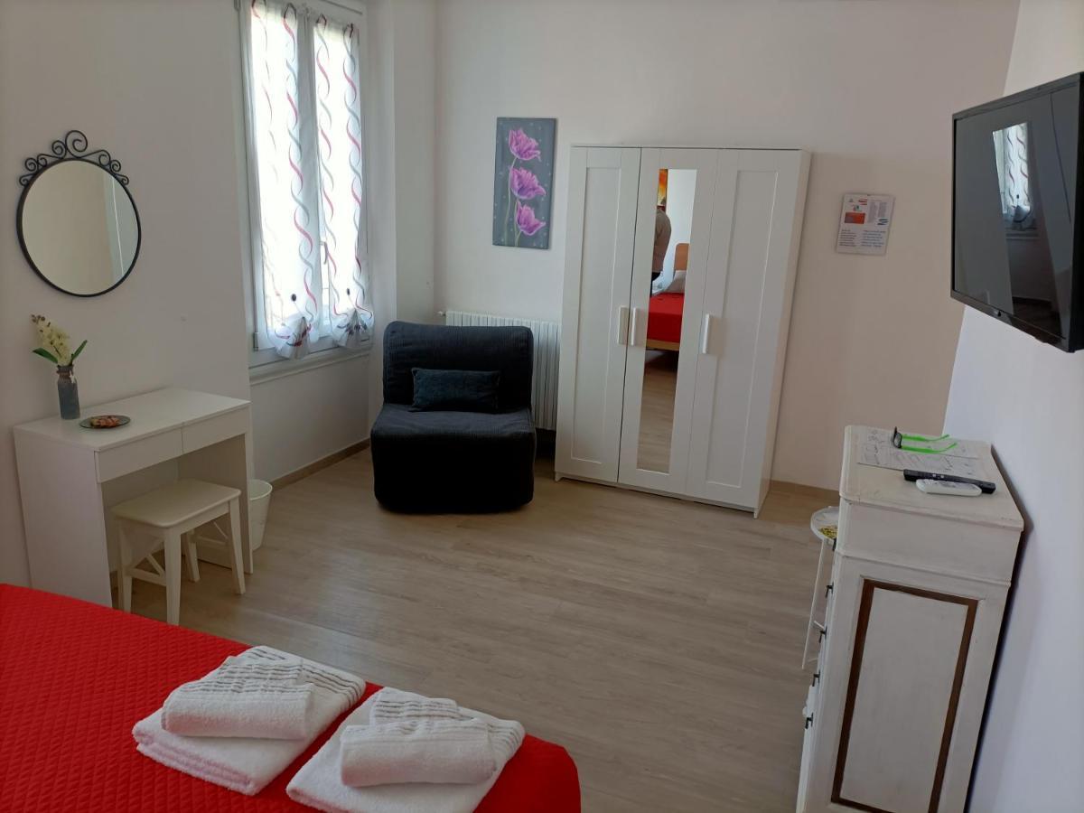 Affittacamere Il Chiostrino Guest House Флоренція Екстер'єр фото