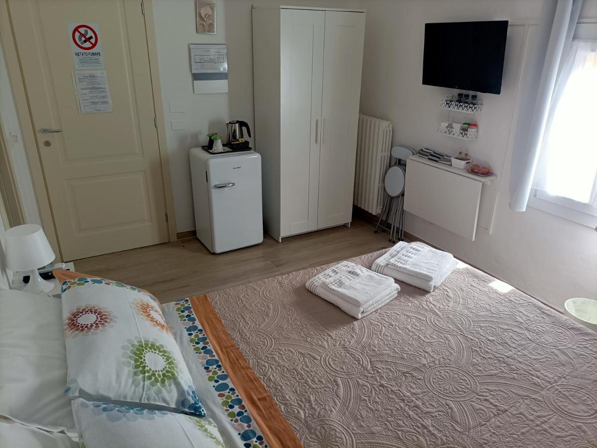 Affittacamere Il Chiostrino Guest House Флоренція Екстер'єр фото
